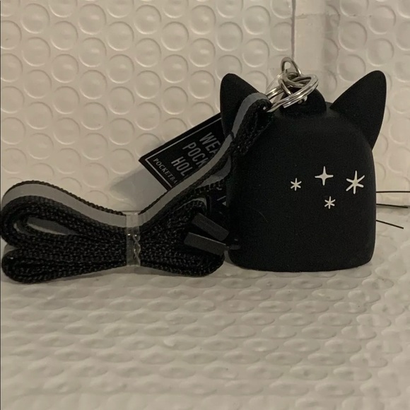 RARE!! LAST ONE LEFT. Cat Holder & Necklace Sanitizer Holder. FREE SANITIZER - Picture 7 of 7